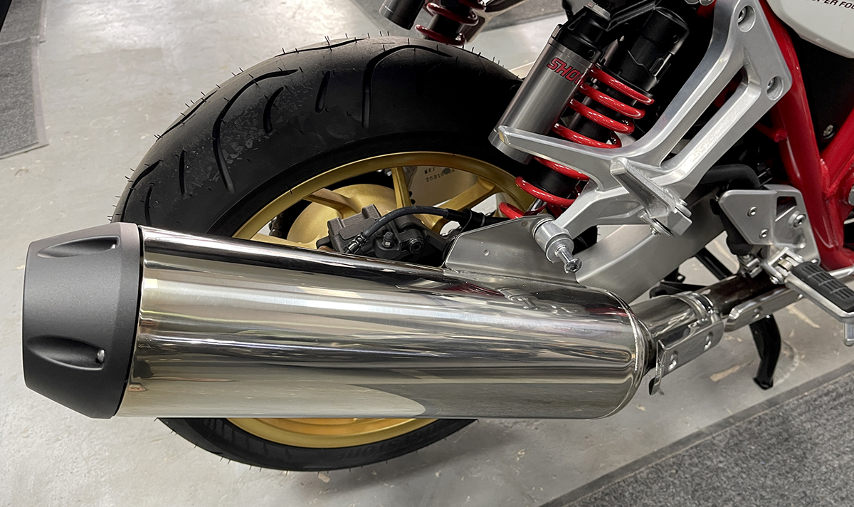 Ống pô kéo dài Honda CB1300SF 2022